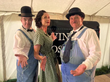 Laurel and Hardy Amanda 2 385 Web Mobile