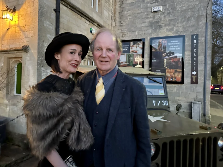 With Michael Murpurgo 855 Desktop